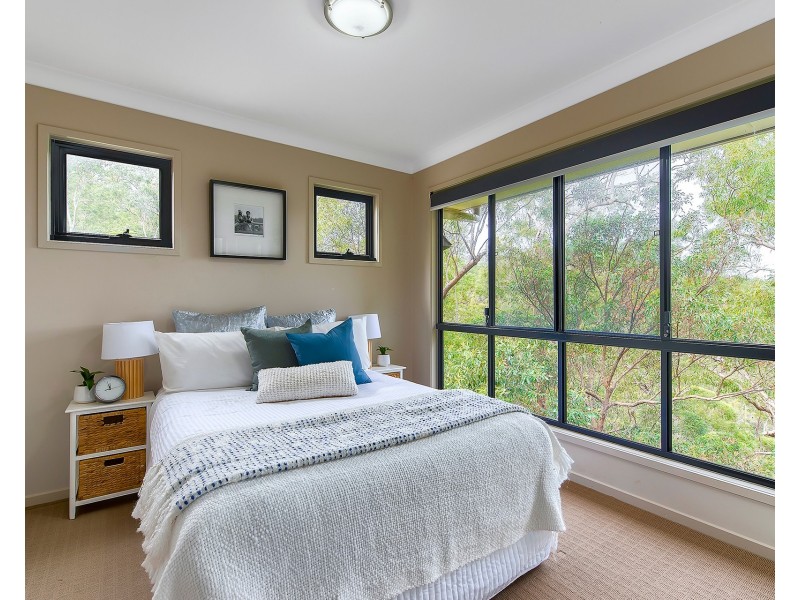 742 Haven Road, Upper Brookfield QLD 4069