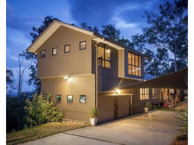 742 Haven Road, Upper Brookfield QLD 4069