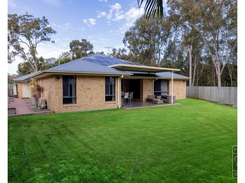 27 McKerrow Crescent, Goodna QLD 4300
