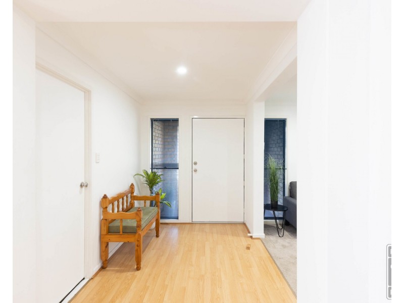 27 McKerrow Crescent, Goodna QLD 4300