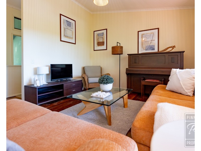 18 Osberg Street, The Gap QLD 4061