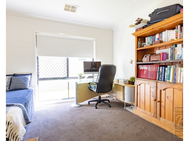 18 Redgum Place, Gaythorne QLD 4051