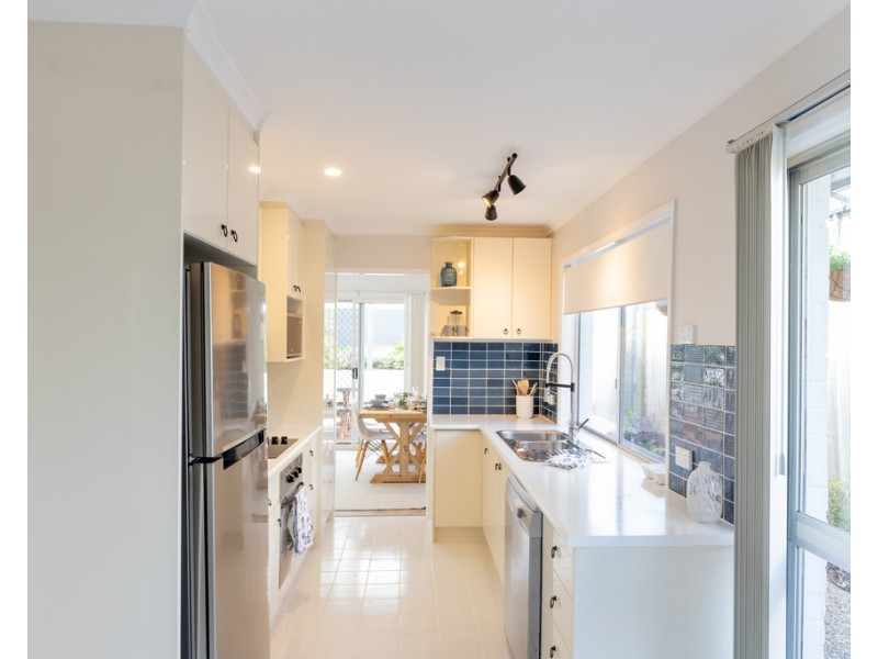 2 Bejimba Street, Kenmore QLD 4069