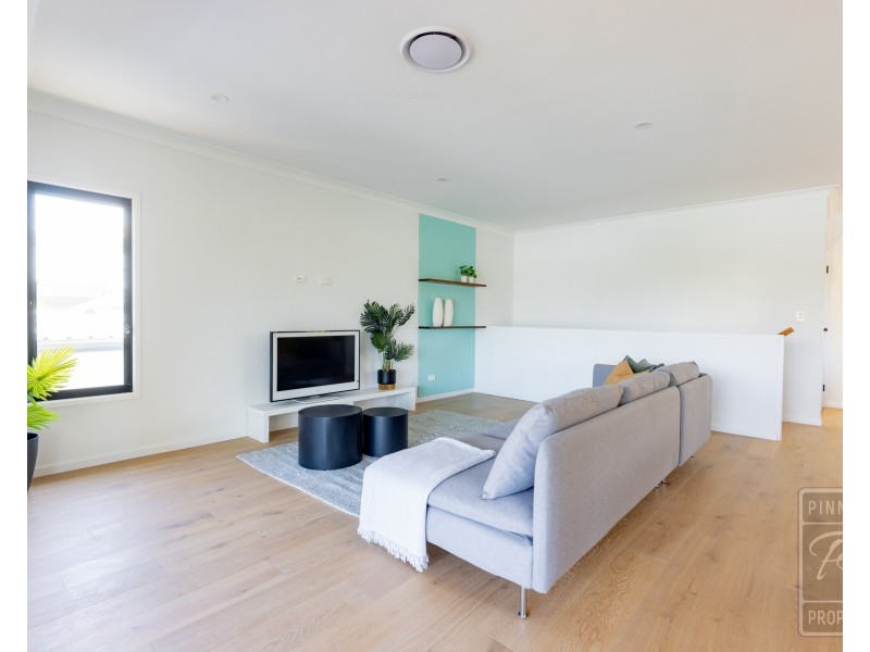 31 Brown Parade, Ashgrove QLD 4060