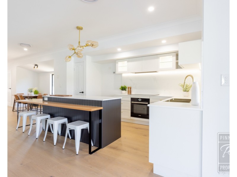 31 Brown Parade, Ashgrove QLD 4060