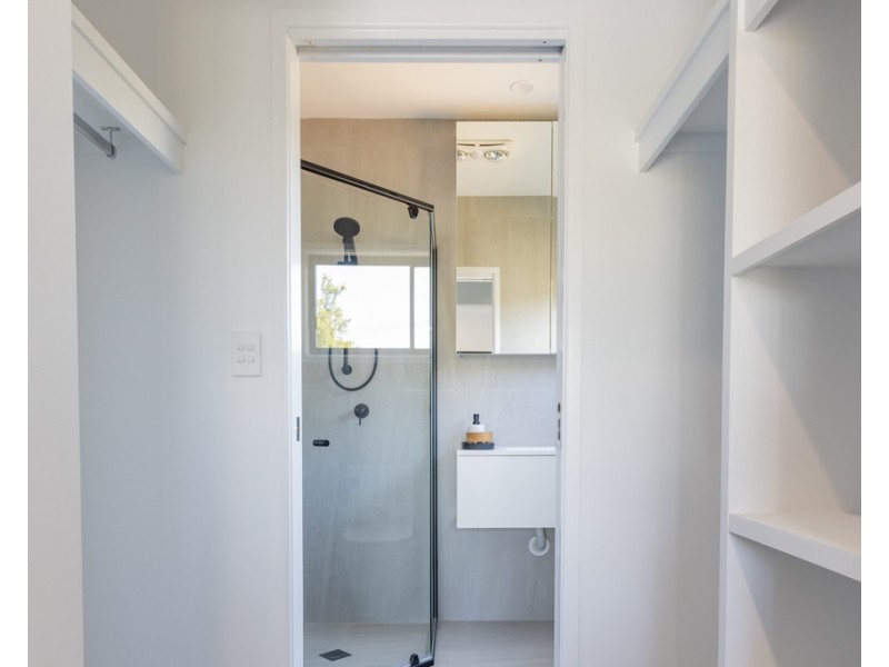 31 Brown Parade, Ashgrove QLD 4060