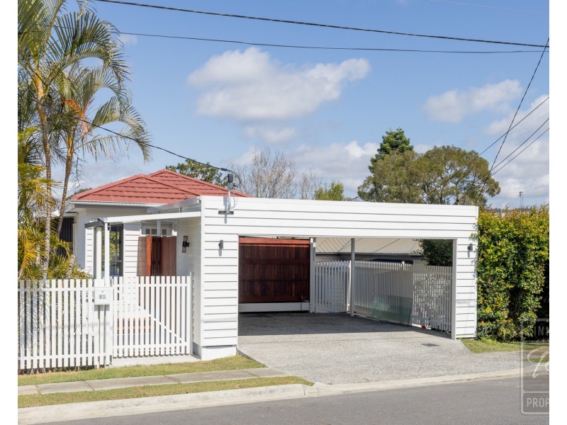 31 Brown Parade, Ashgrove QLD 4060