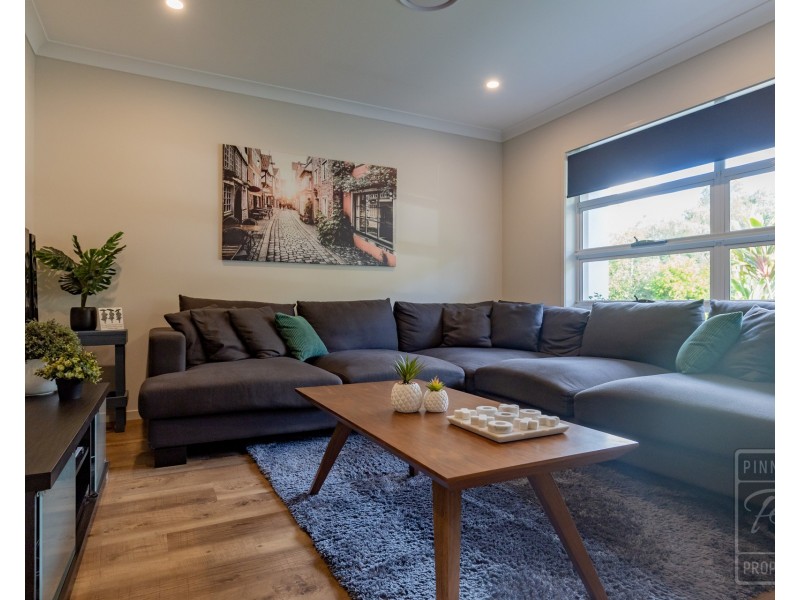 33 Centurion Circuit, Warner QLD 4500
