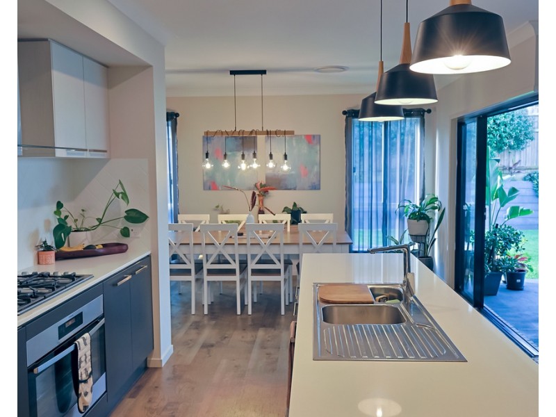 33 Centurion Circuit, Warner QLD 4500