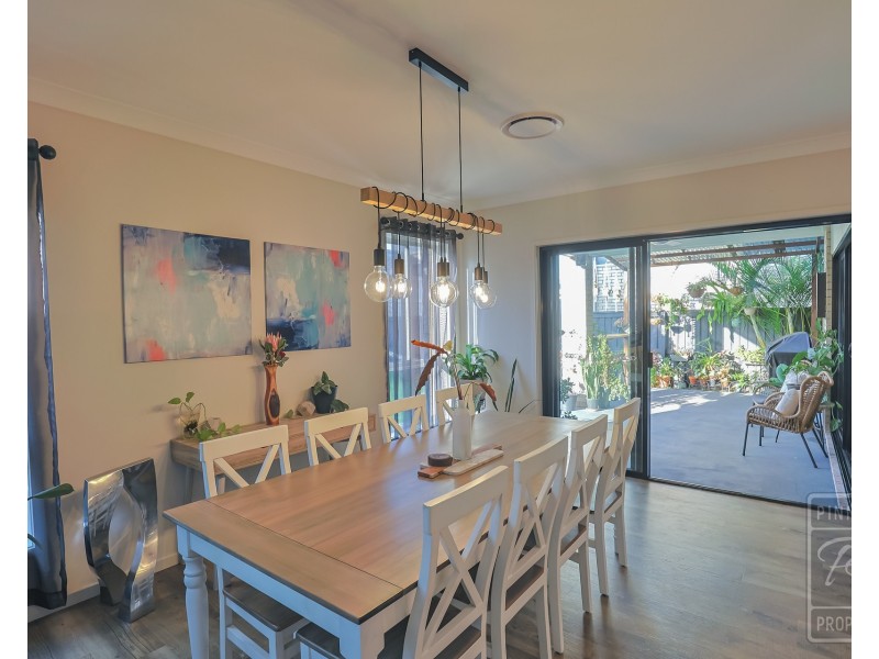 33 Centurion Circuit, Warner QLD 4500