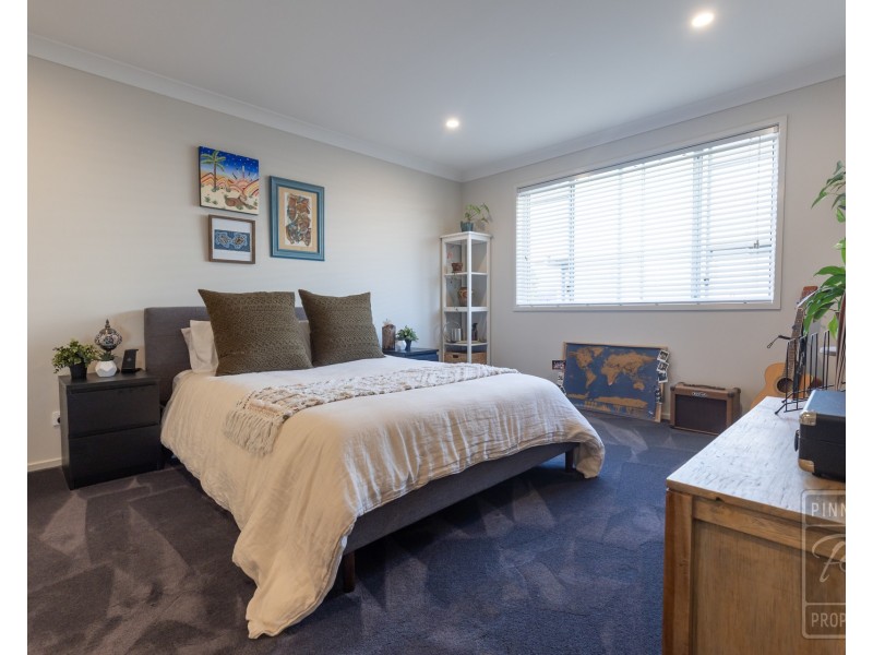 33 Centurion Circuit, Warner QLD 4500
