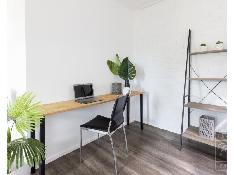 1 Carroo Court, Albany Creek QLD 4035