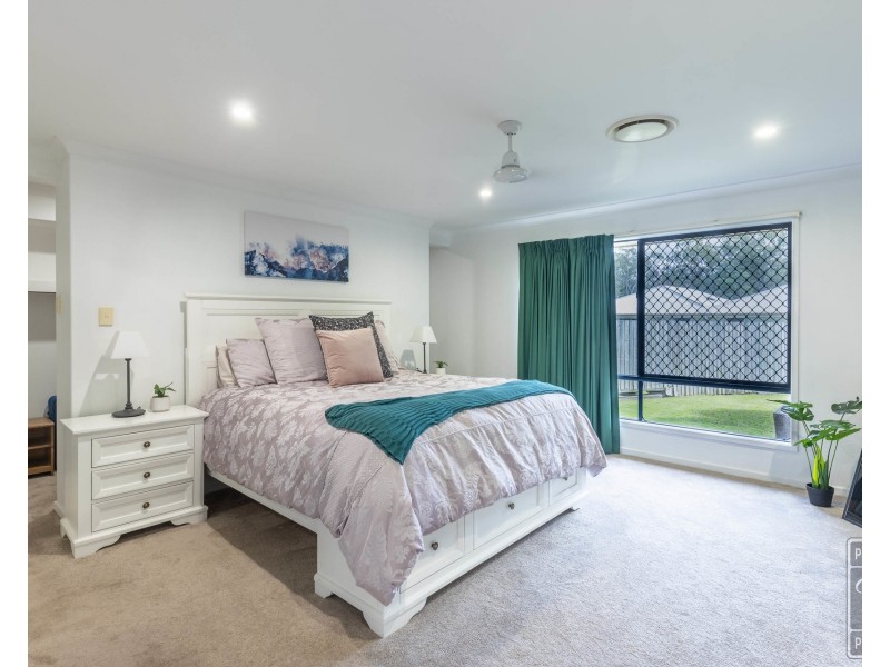 27 McKerrow Crescent, Goodna QLD 4300