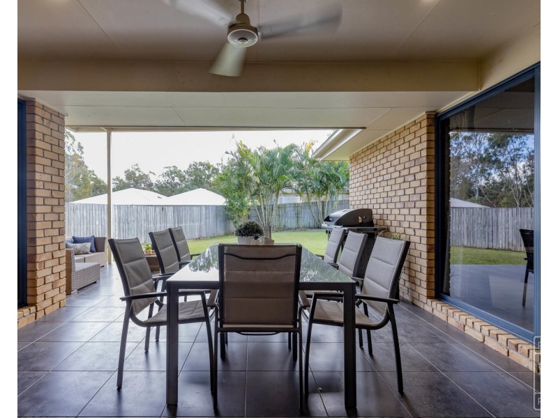 27 McKerrow Crescent, Goodna QLD 4300
