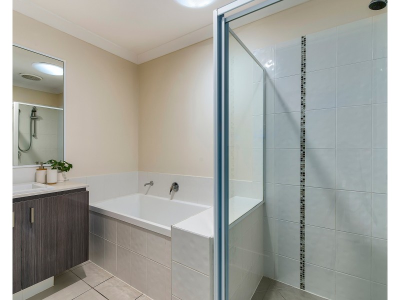 28 Barwell Street, Brassall QLD 4305