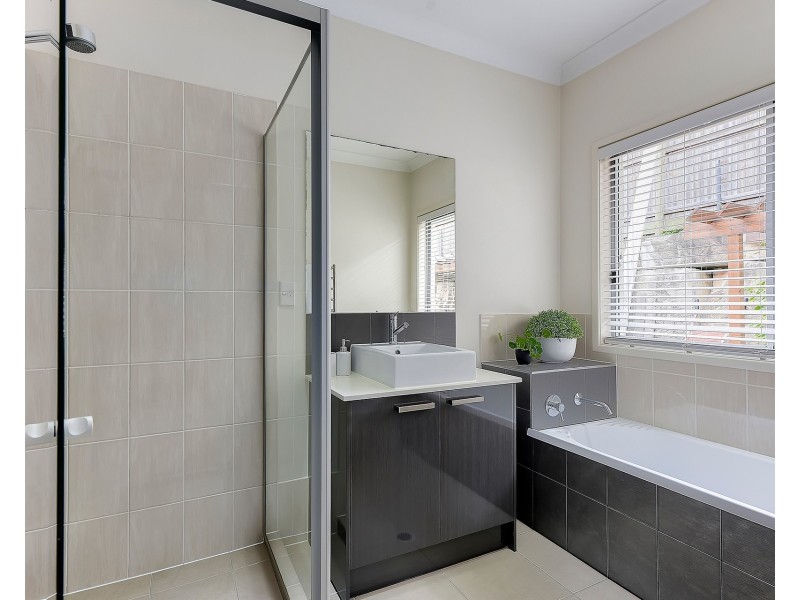 11 Jillaine Street, Everton Hills QLD 4053