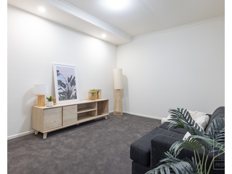 83 Weekes Road, Moggill QLD 4070