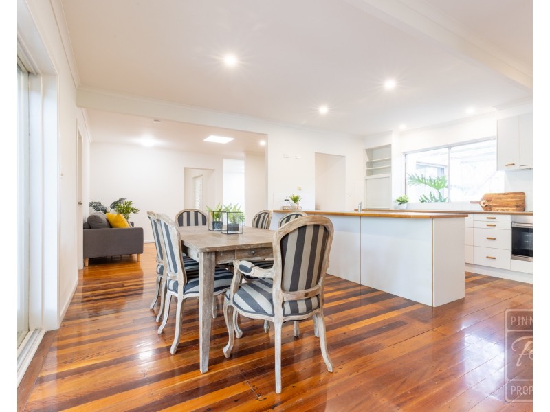 83 Weekes Road, Moggill QLD 4070