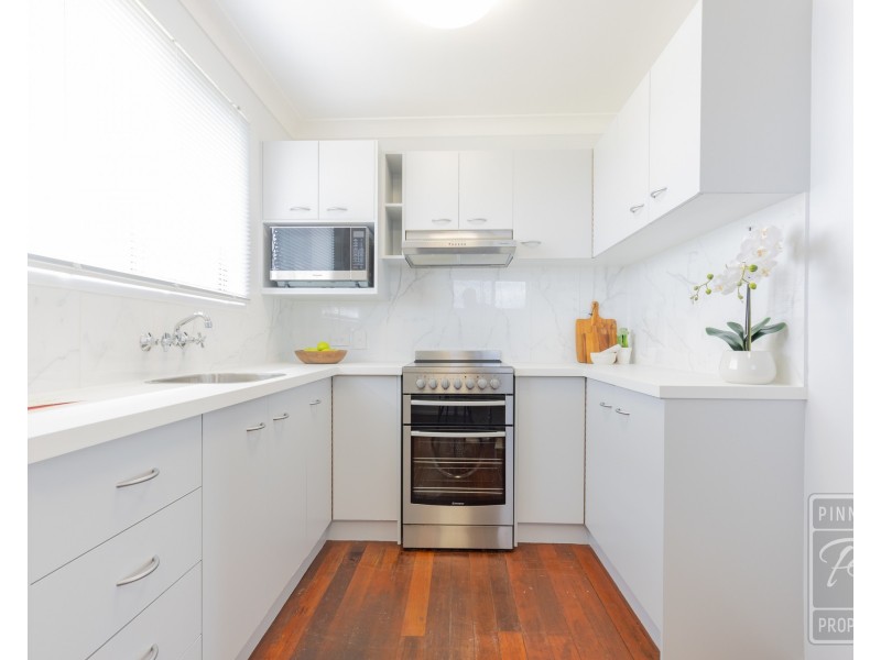 31 Dudleigh Street, North Booval QLD 4304