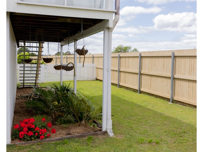 31 Dudleigh Street, North Booval QLD 4304