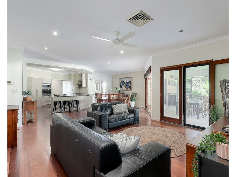 15 Huon Street, Narangba QLD 4504