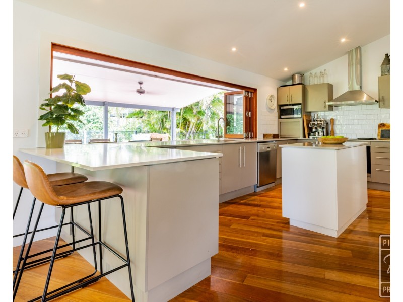 2427 Moggill Road, Pinjarra Hills QLD 4069