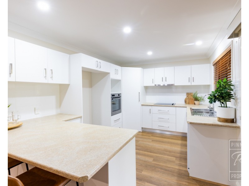 17 Piccabeen Court, Narangba QLD 4504