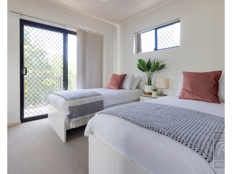 4/215 Pickering Street, Enoggera QLD 4051