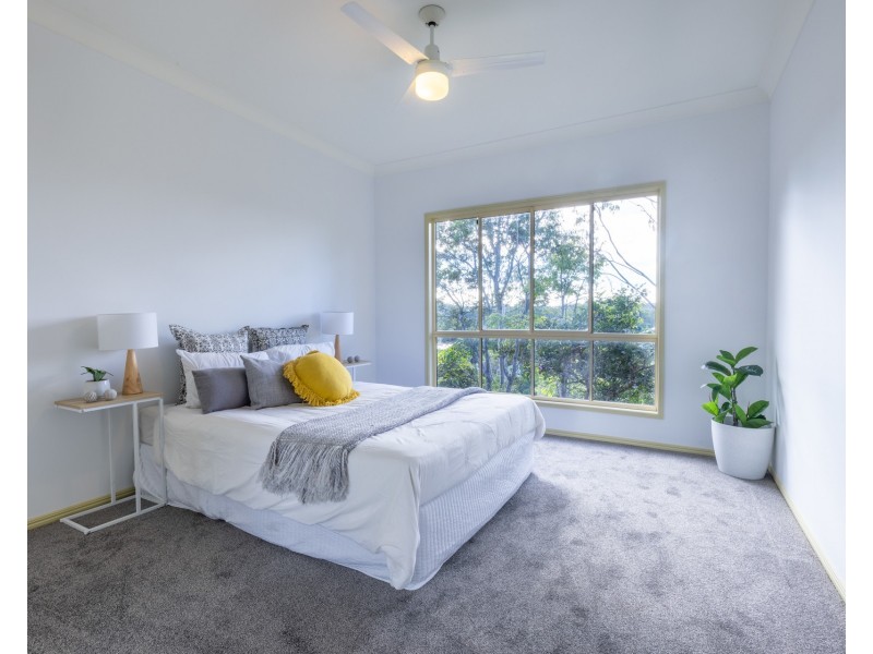 10 Palmer Close, Brookfield QLD 4069