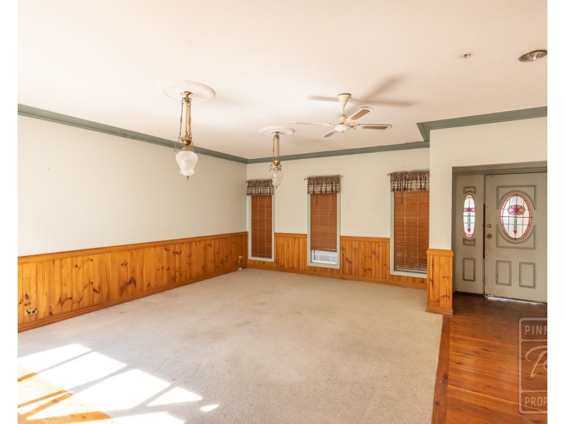 1204 Oakey Flat Road, Narangba QLD 4504