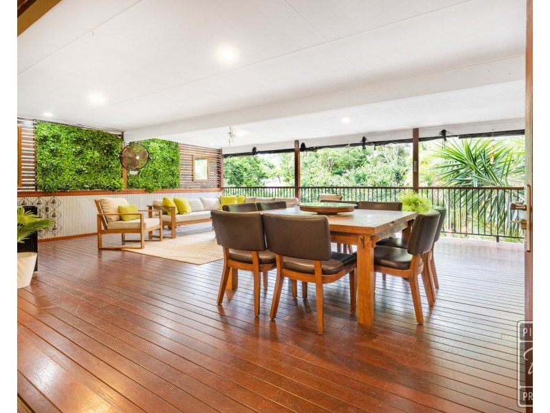 79 Wilgarning Street, Stafford Heights QLD 4053