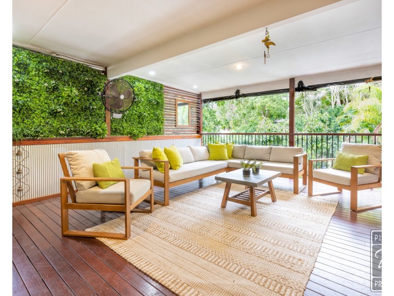 79 Wilgarning Street, Stafford Heights QLD 4053