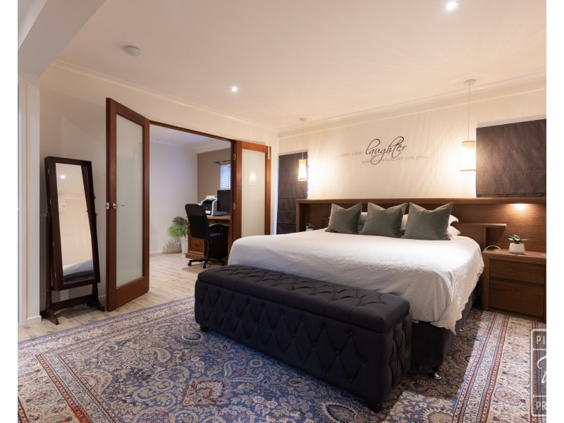 79 Wilgarning Street, Stafford Heights QLD 4053