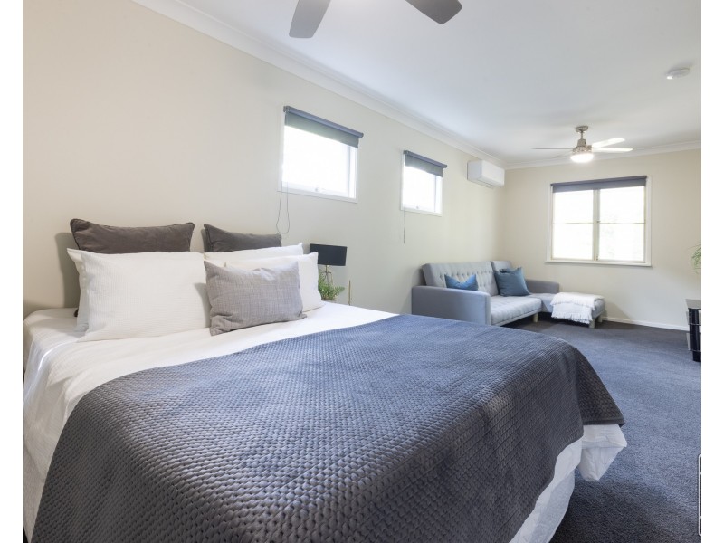 6 Fortrose Street, Kenmore QLD 4069