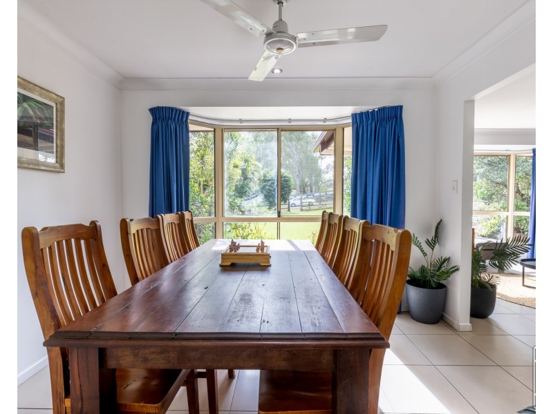 99 Weekes Road, Moggill QLD 4070