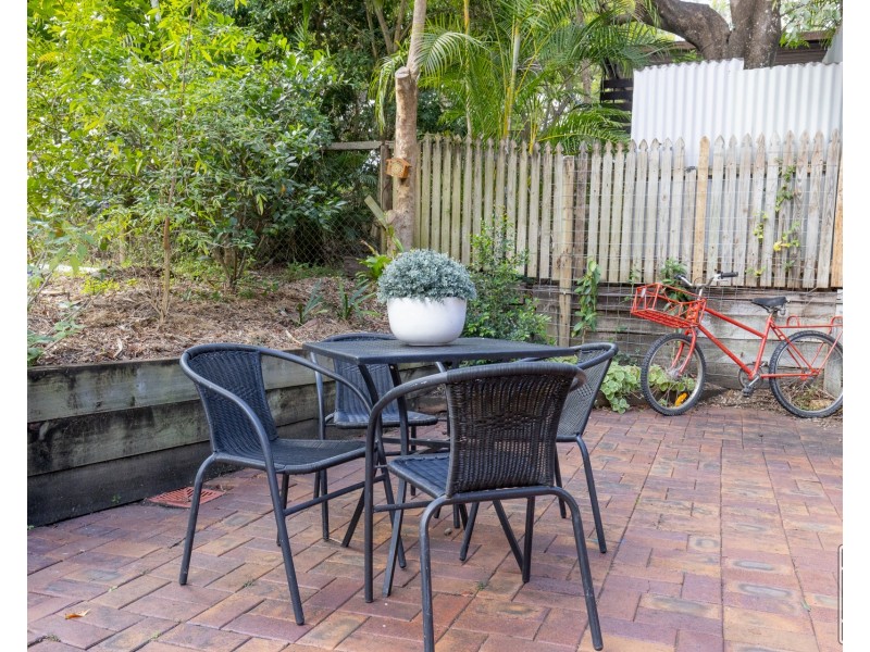 99 Weekes Road, Moggill QLD 4070
