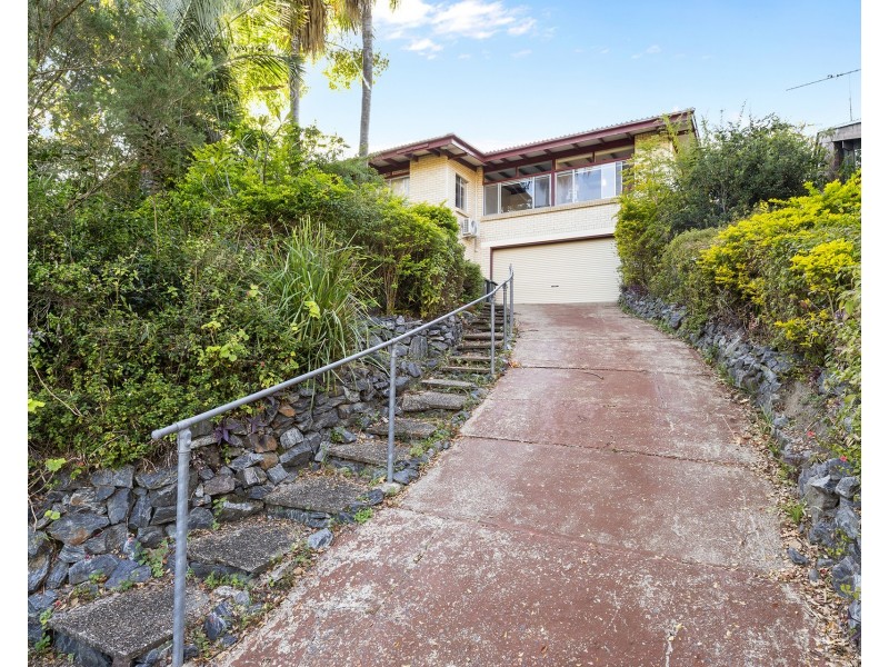 16 Aronia Street, Kenmore QLD 4069