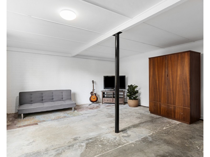 16 Aronia Street, Kenmore QLD 4069