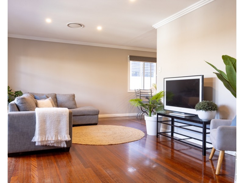 6 Oberon Street, Morningside QLD 4170