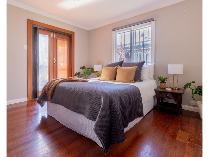 6 Oberon Street, Morningside QLD 4170