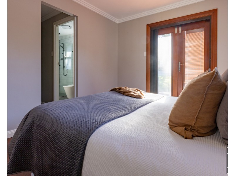 6 Oberon Street, Morningside QLD 4170