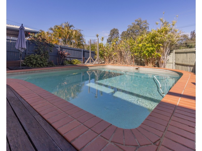 6 Oberon Street, Morningside QLD 4170