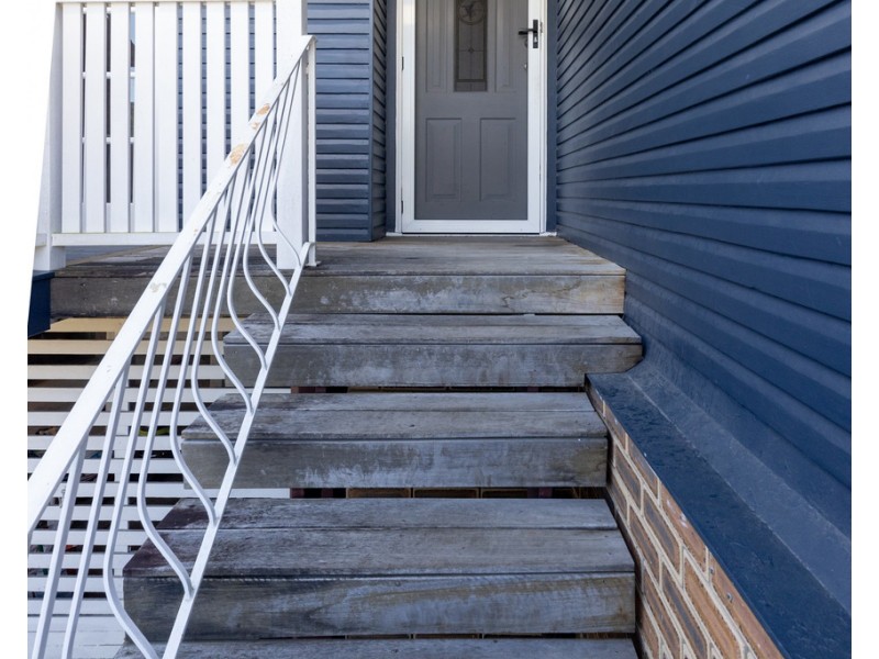 6 Oberon Street, Morningside QLD 4170