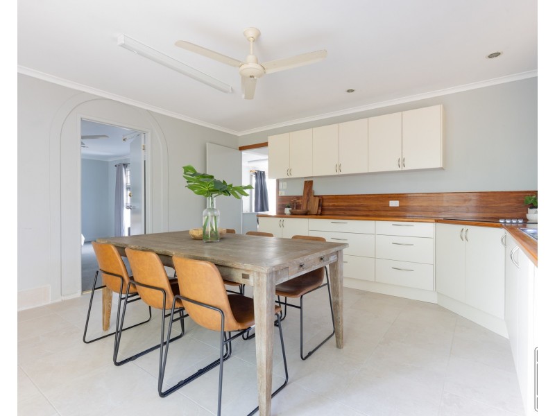 872 Moggill Road, Kenmore QLD 4069