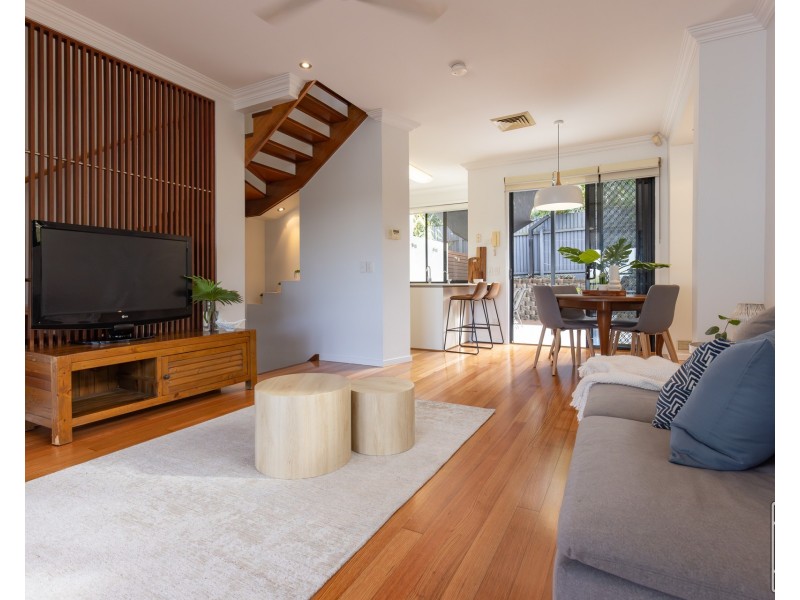 3/96 Railway Parade, Norman Park QLD 4170