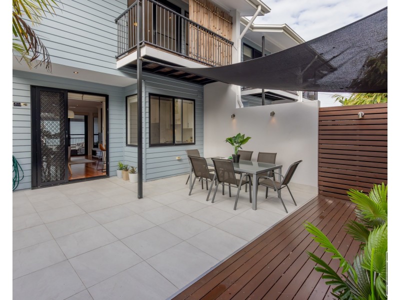 3/96 Railway Parade, Norman Park QLD 4170