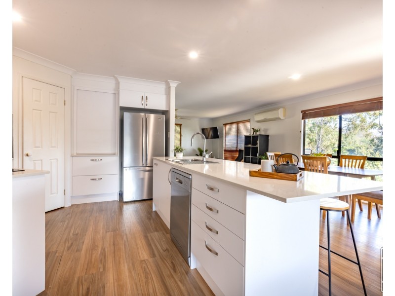 40 Kiriwina Street, Fig Tree Pocket QLD 4069