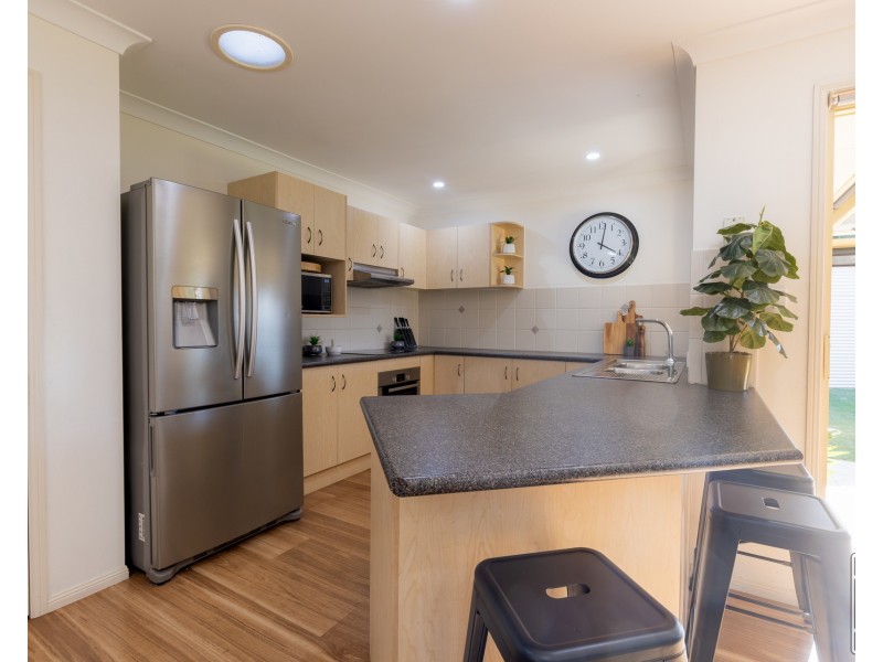 5 Abelia Court, Camira QLD 4300