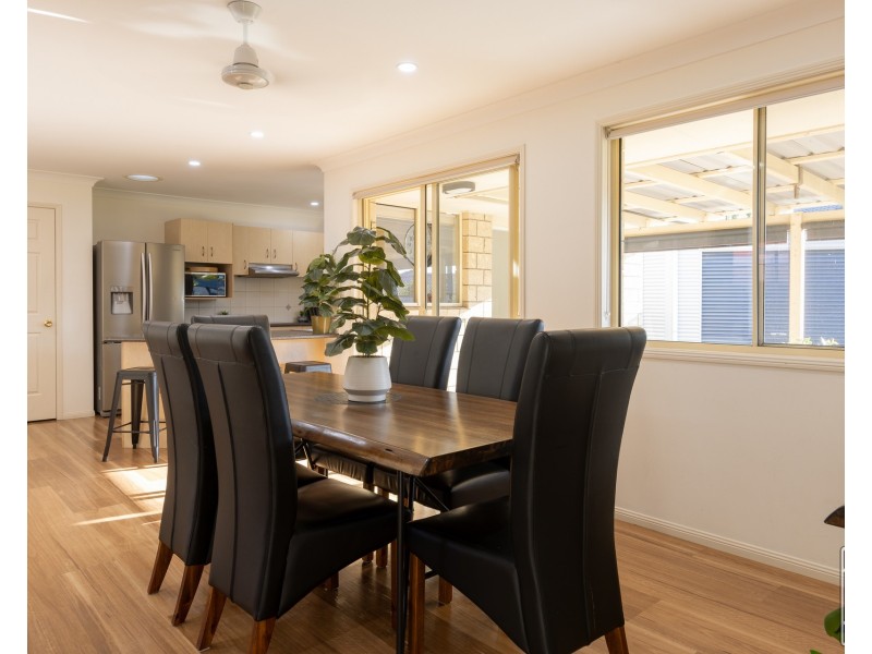 5 Abelia Court, Camira QLD 4300