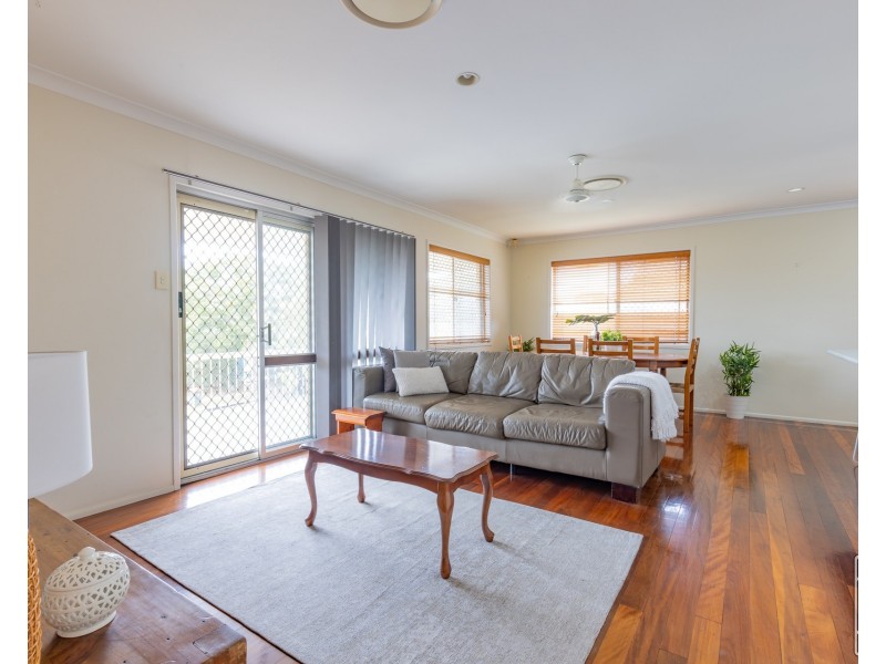 1 Ara Street, Camp Hill QLD 4152